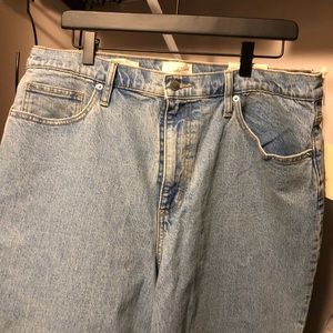 NWT Size 16 Universal Thread Straight Leg Jean